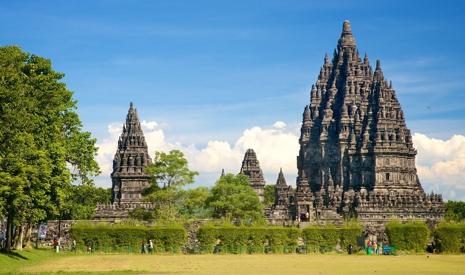 central jawa prambanan temple