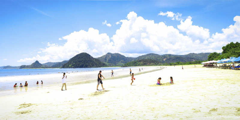 selong belanak beach lombok