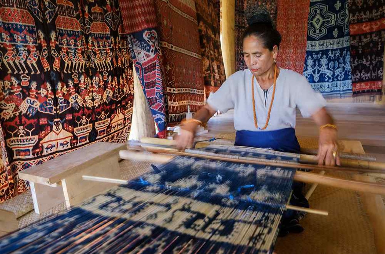 process of making the ikat fabric