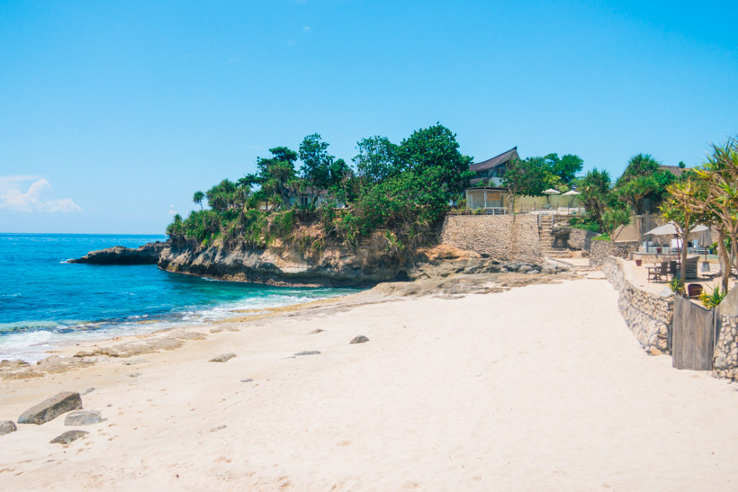 sandy bay beach lembongan