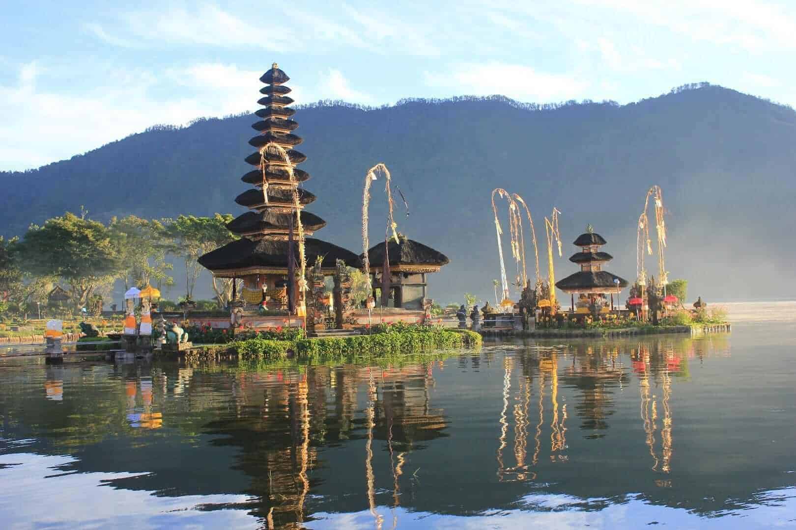 ulun danu temple