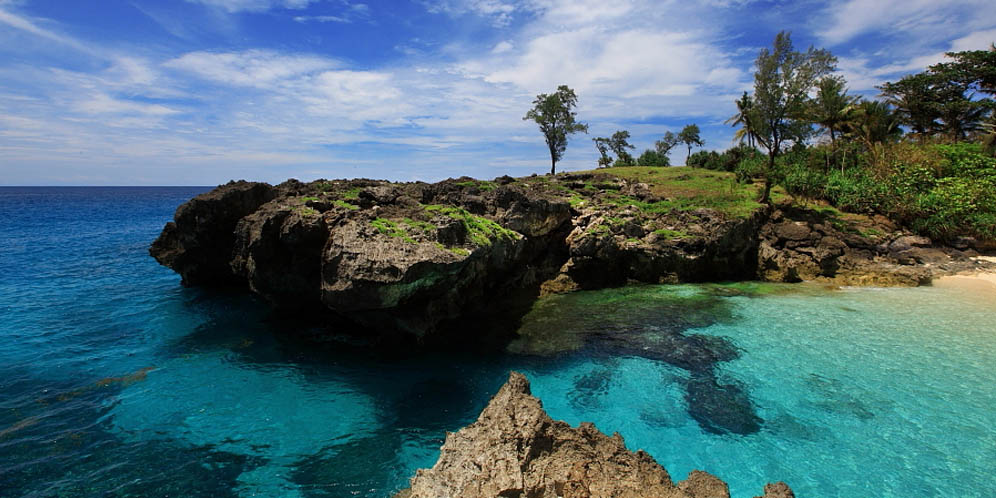 Sumba Mandorak Beach