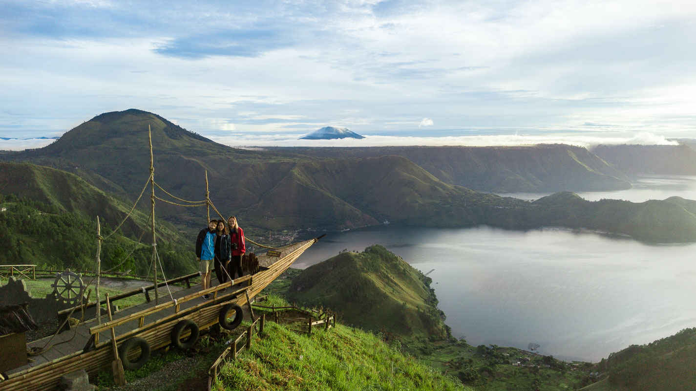 lake toba hiking
