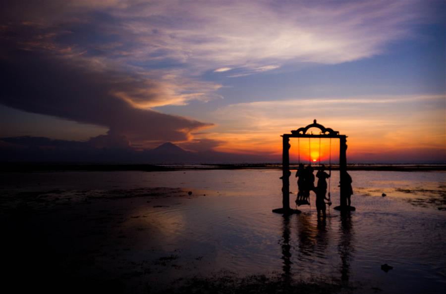 gili trawangan ombak sunset