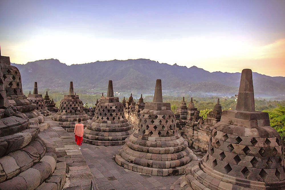 borobudur temple scenery