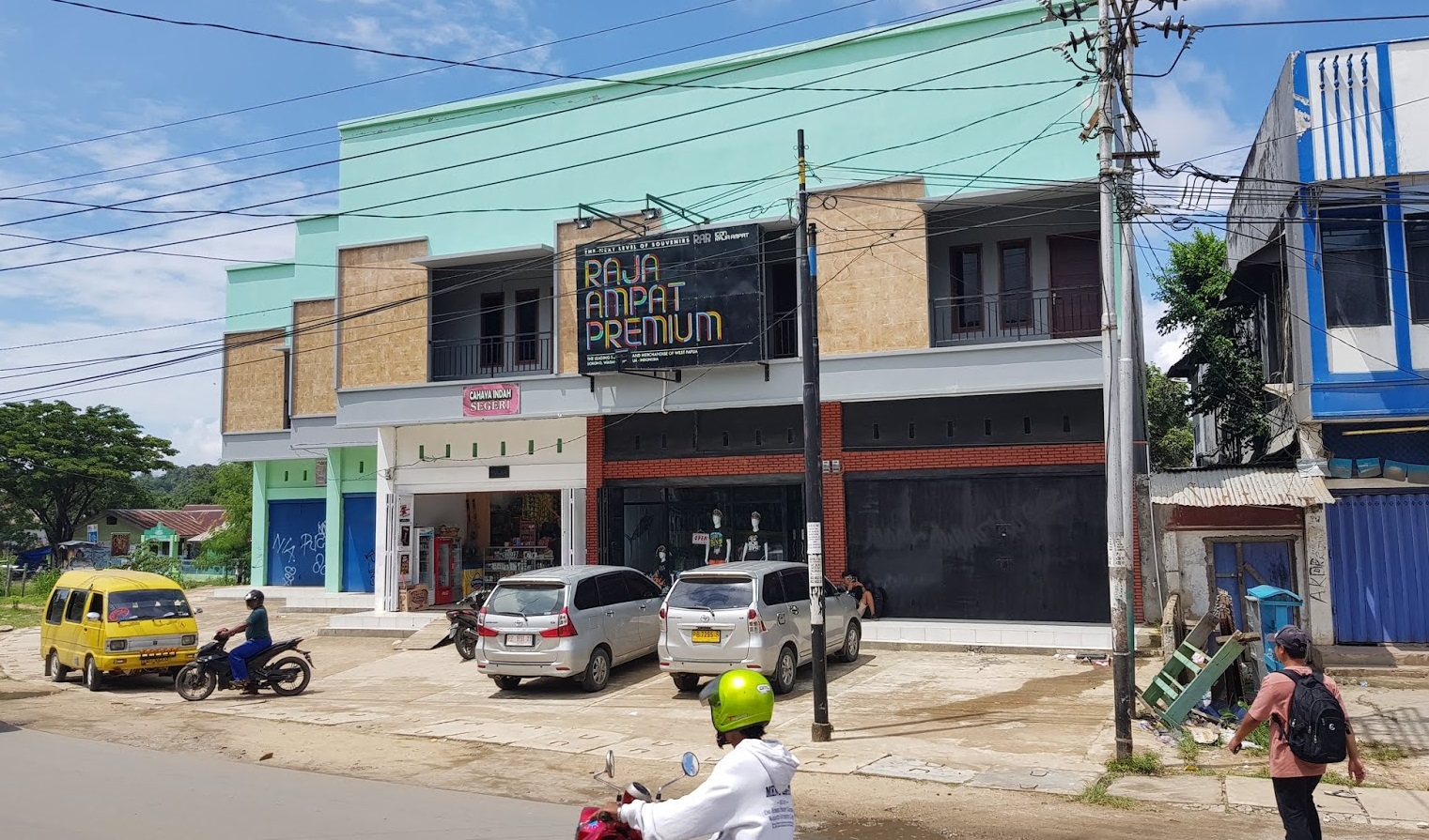shopping for souvenir in raja ampat