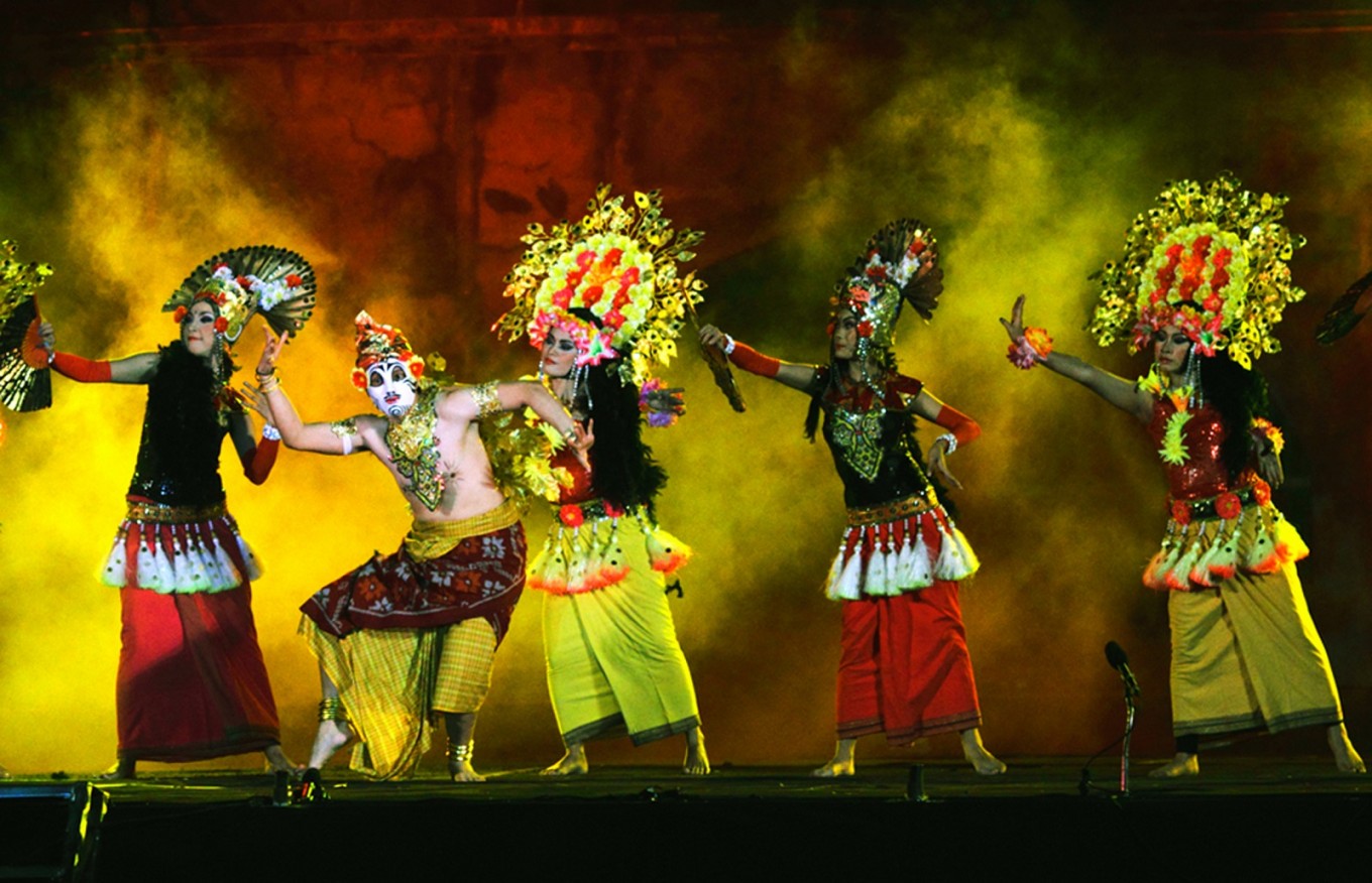 art performance in sipa festival solo