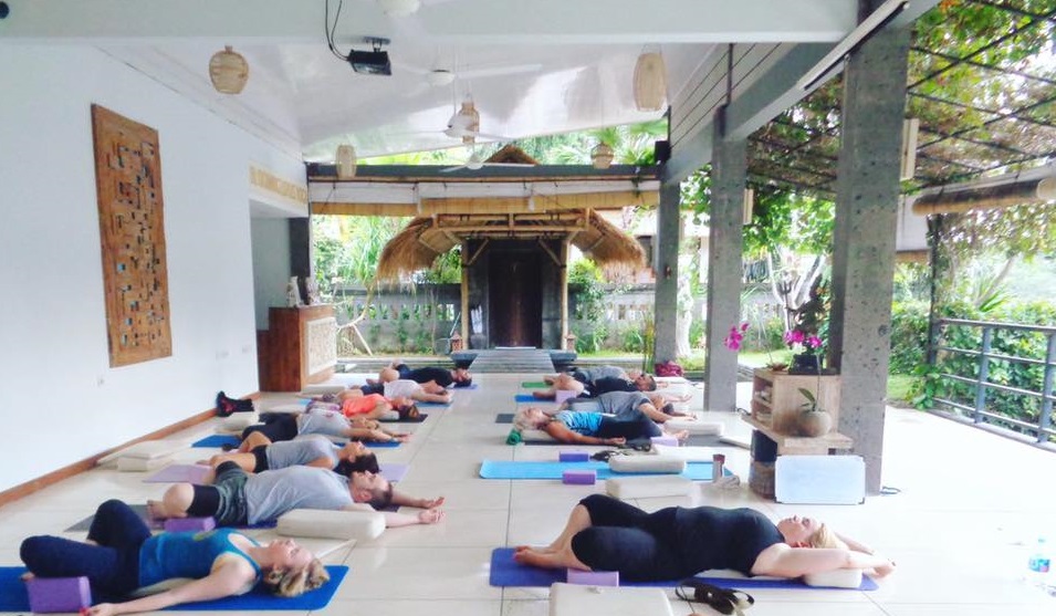 blooming lotus yoga center in ubud