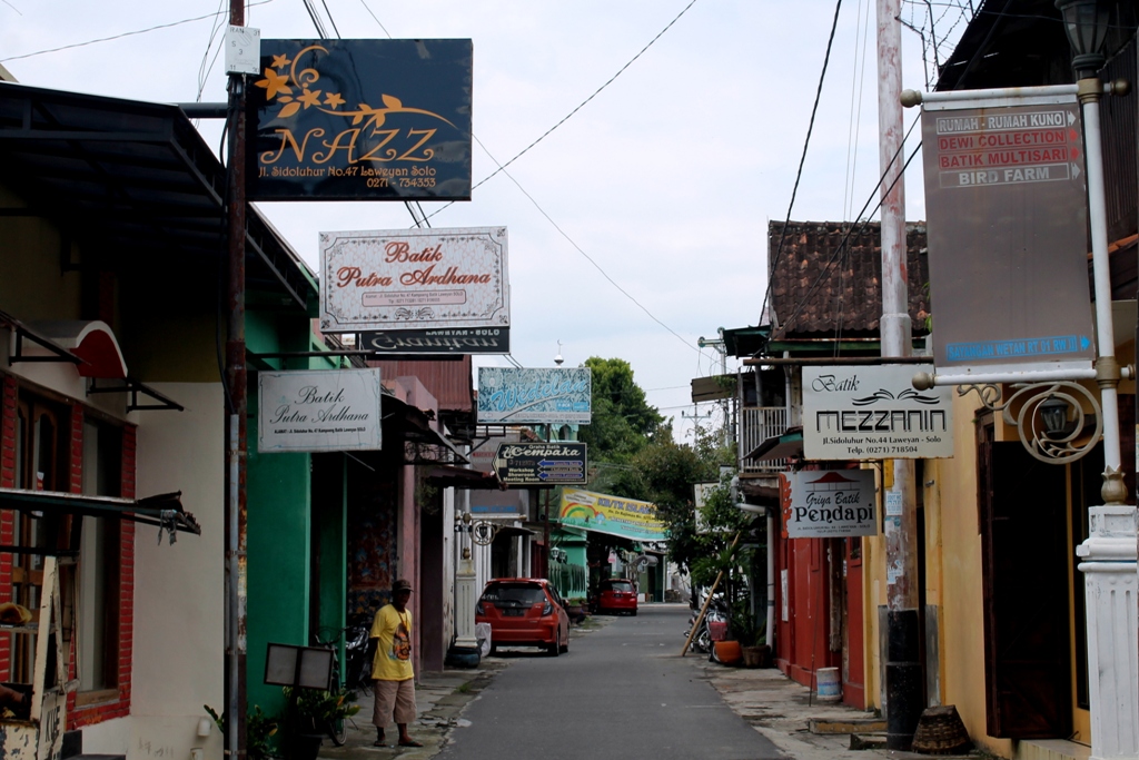 Visiting Laweyan Batik Village Solo