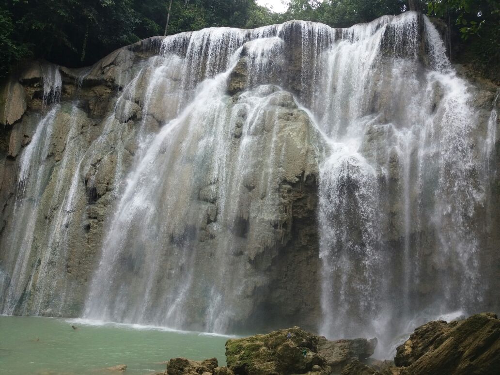 amazing Kandawu Ndawuna waterfall