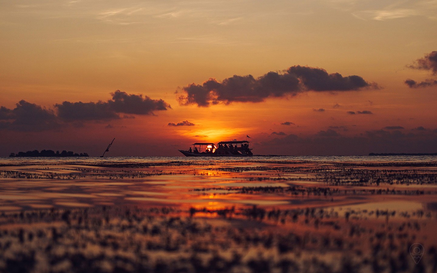 Watch the best sunset in karimunjawa