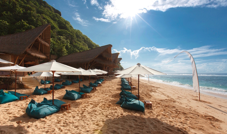 good season for holiday in bali