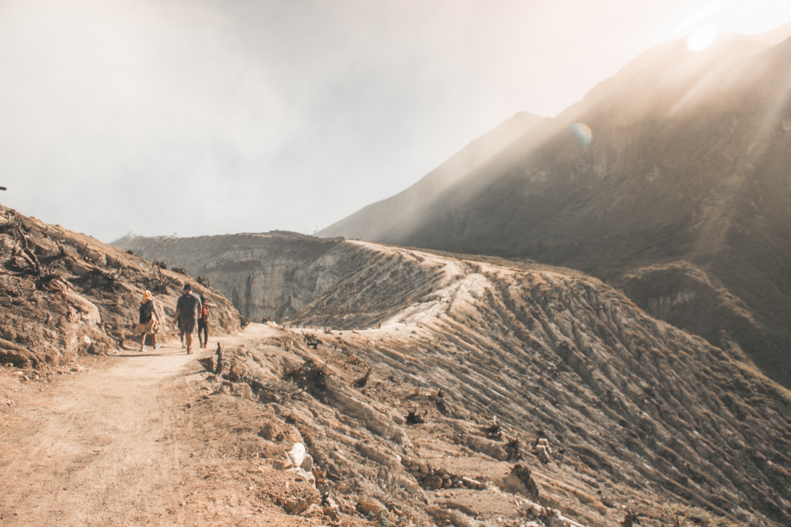 tips for ijen trekking