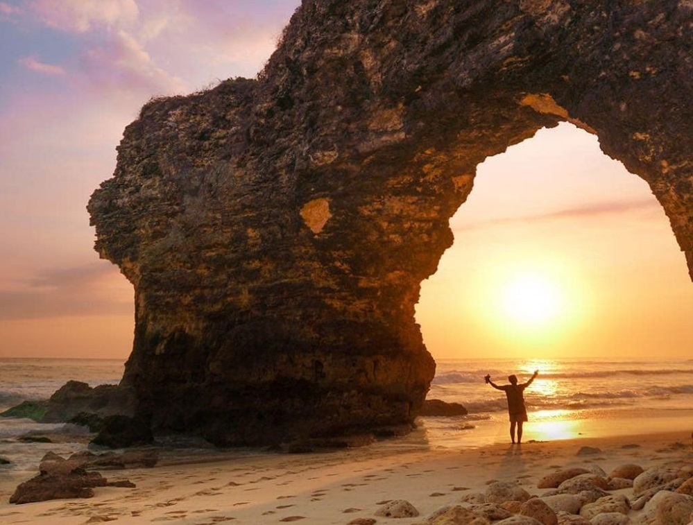 Mbawana Beach sunset in Sumba