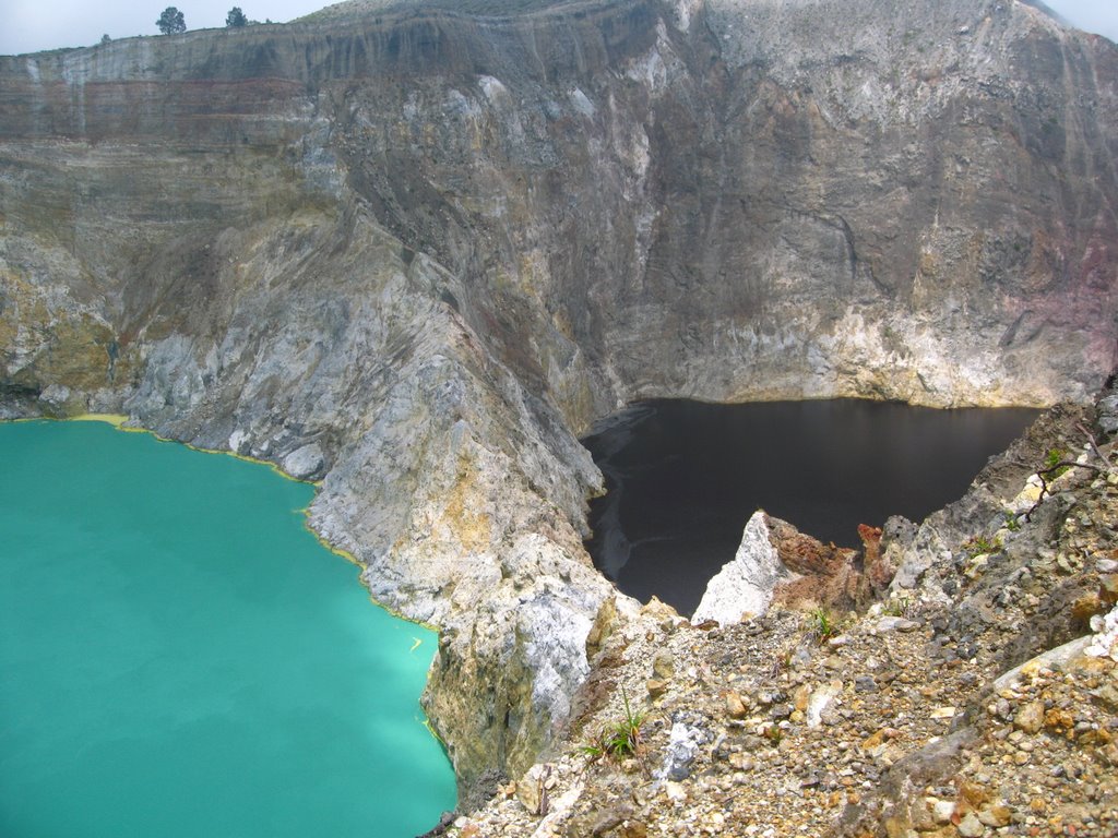 The beauty of the lake Tiwu Nuwa Muri Koo Fai and Tiwu Ata Polo