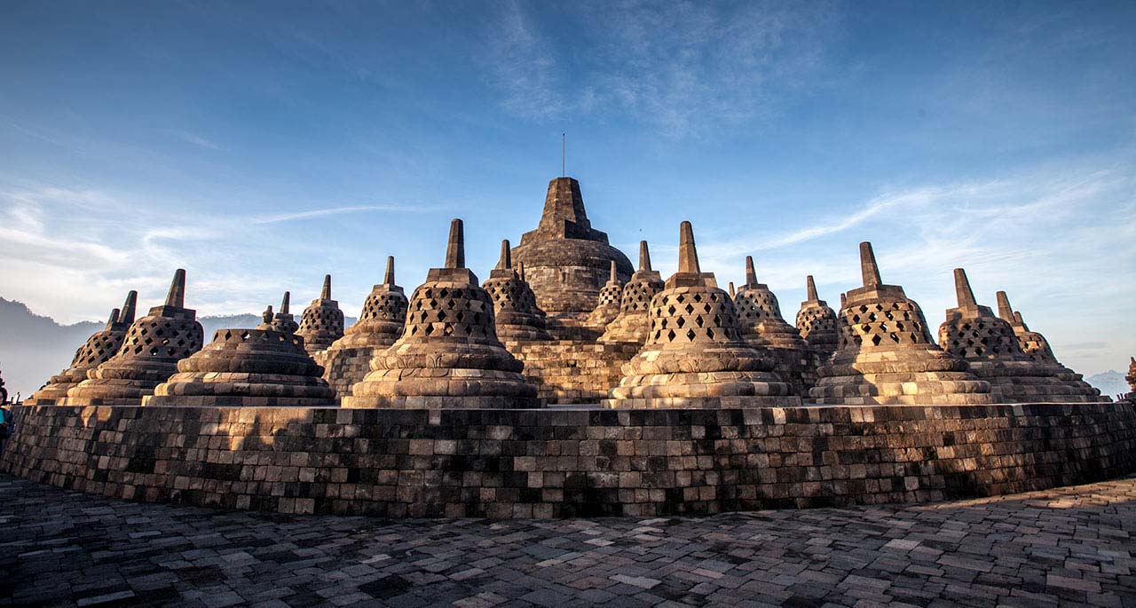 borobudur historical temple