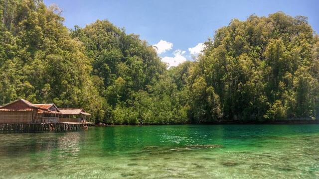 kabui bay raja ampat indonesia