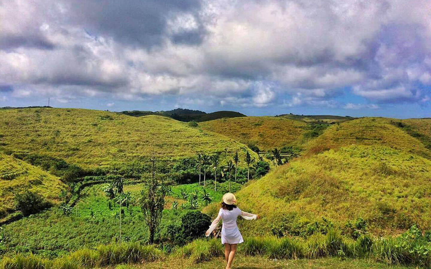 Teletubbies Hill Nusa Penida Bali