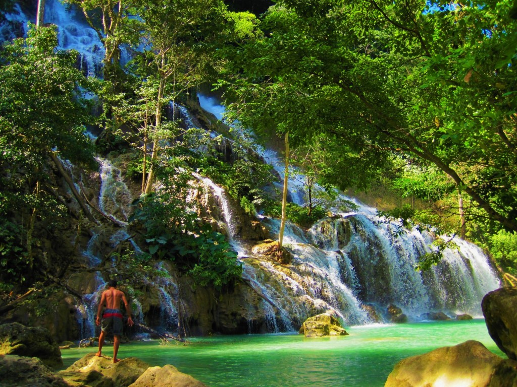 lapopu is located in manupeu tanah daru national park