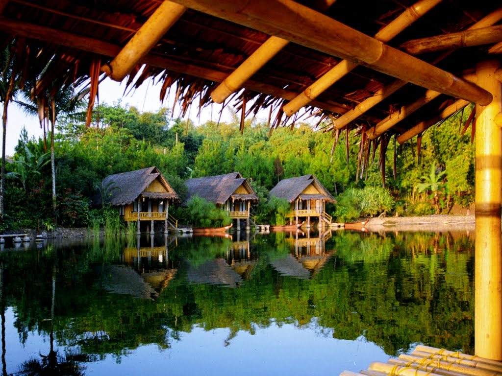 Kampung Sampireun Garut is a resort with Sundanese nuances built on a lake