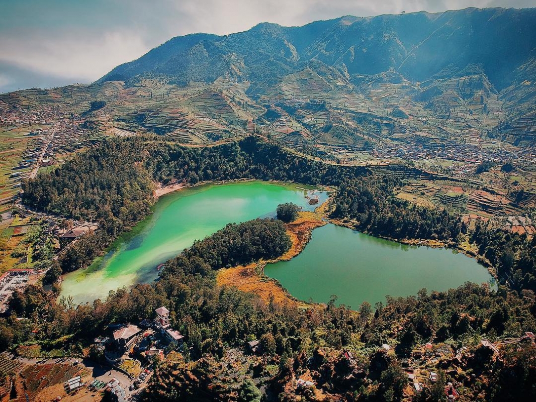 dieng lake in central java