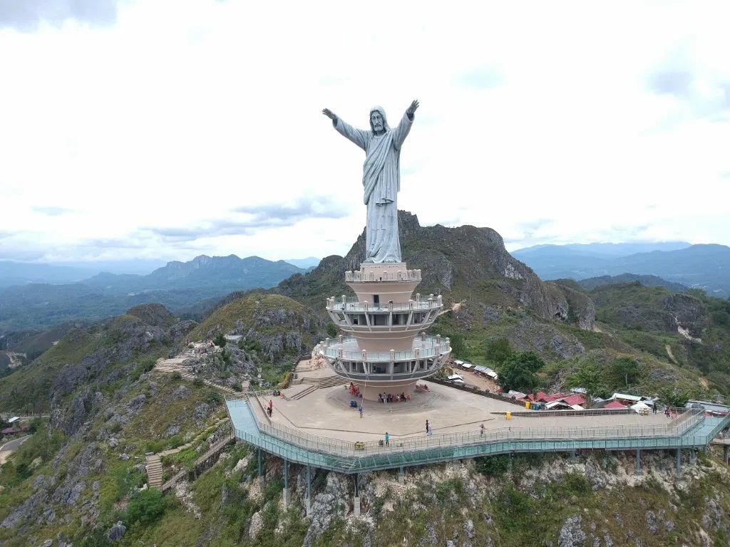 Jesus Blessing iconic monument in tana toraja