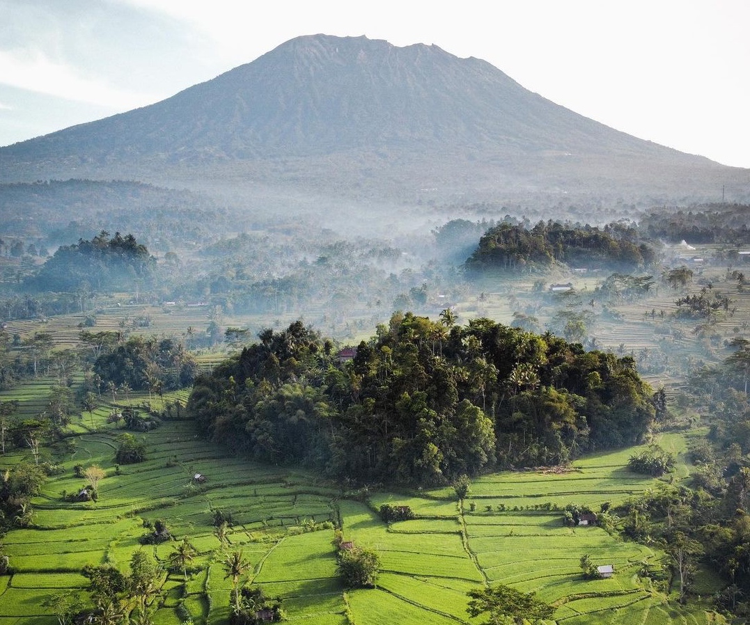 visit sidemen for breathaking scenery of green area