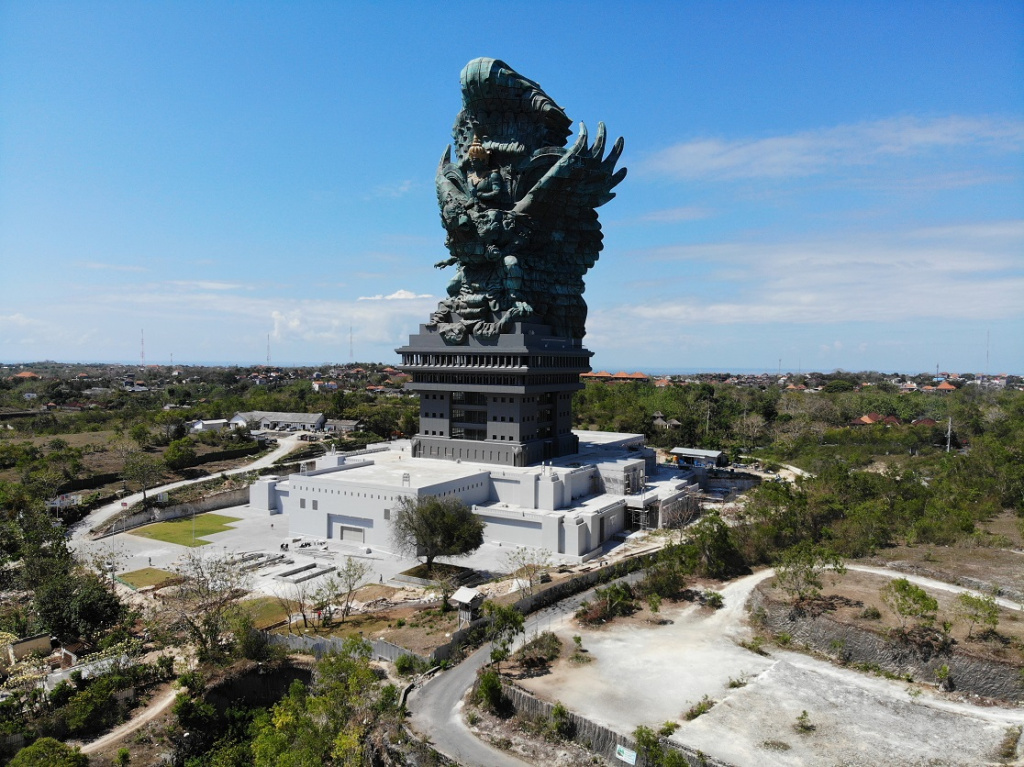 garuda wisnu kencana fact is that the monument built on mining land