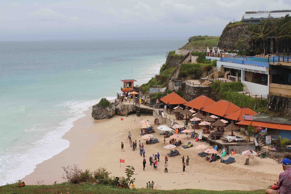 dreamland beach is the hidden gems in jimbaran