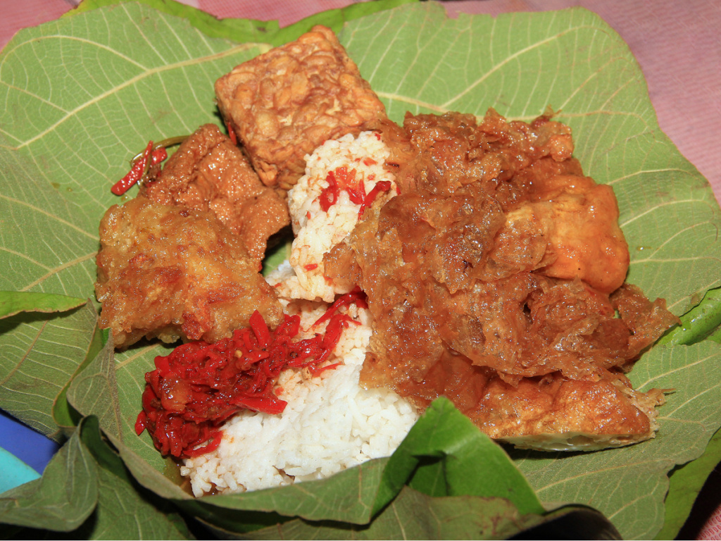 Nasi jamblang is a traditional West Javanese dish that is worth trying